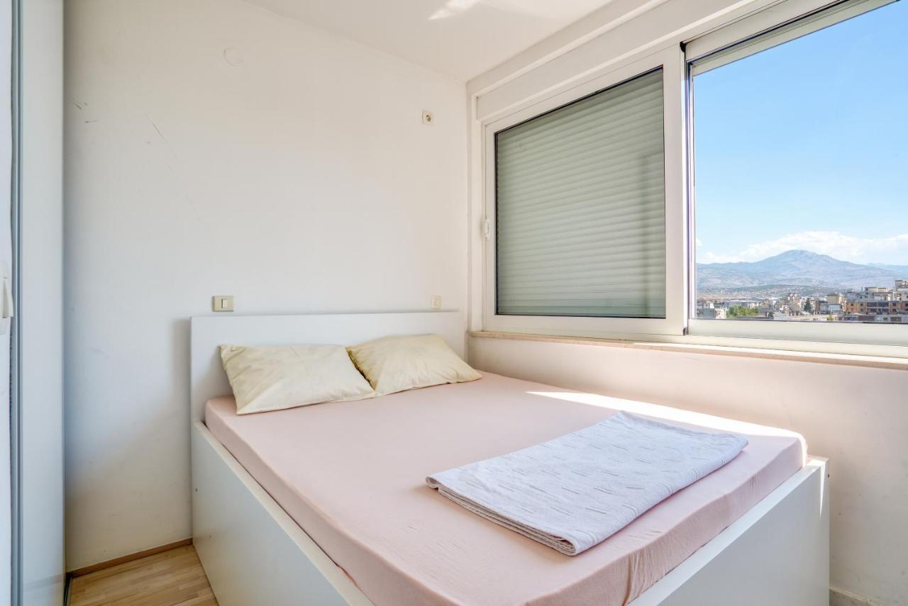 Apartman Marko พอดโกริกา ภายนอก รูปภาพ